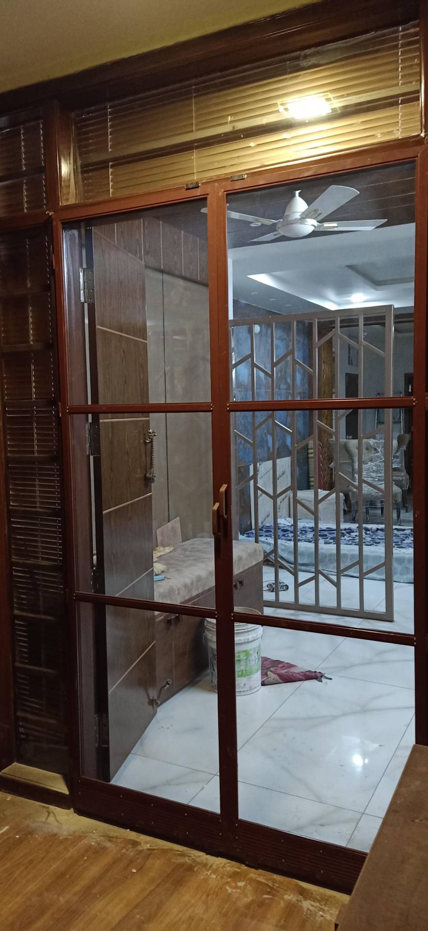 Double-Door Screen Solutions