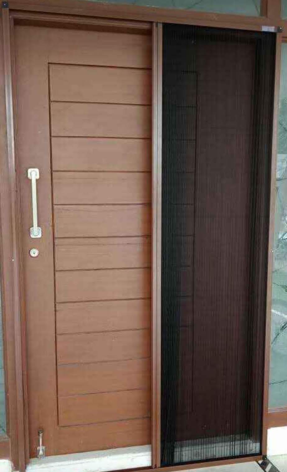 Mosquito Screen Installation 2